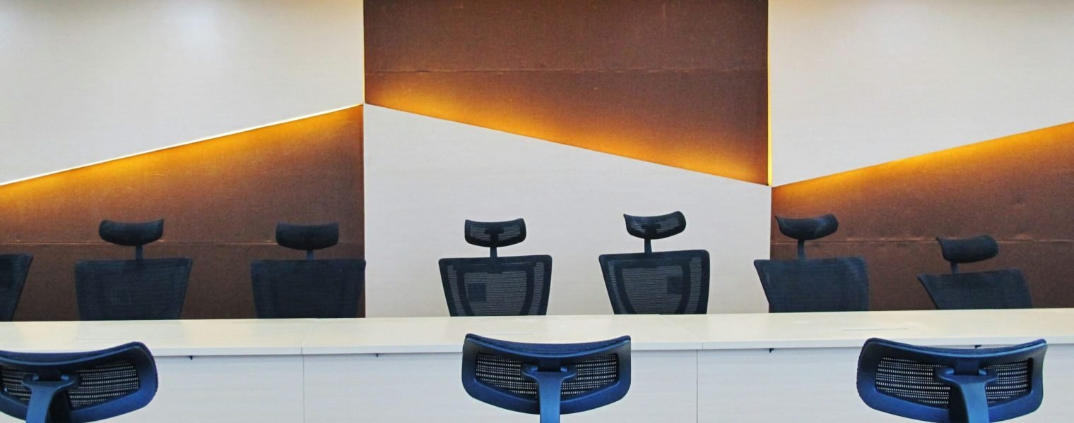 kate-sade-OiHtbBm6tj4-unsplash