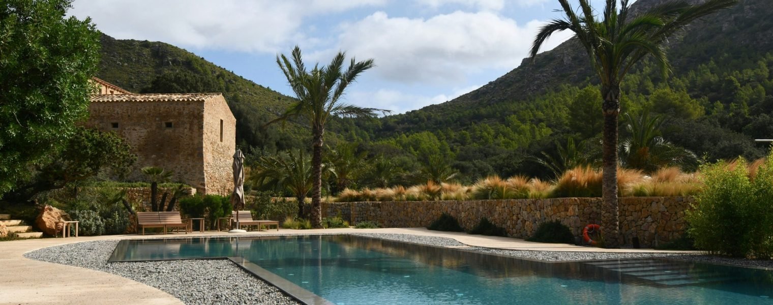 max-harlynking-Irn0tSJPPWY-unsplash